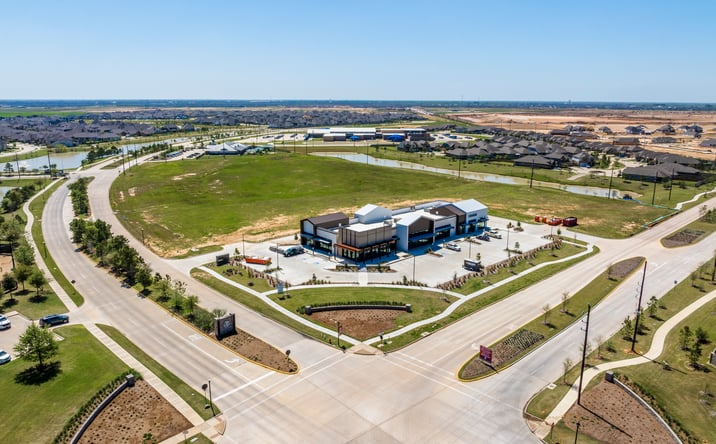 Pictures of Retail property located at 2506 Jordan Ranch Blvd, Fulshear, TX 77423 for lease - image #1