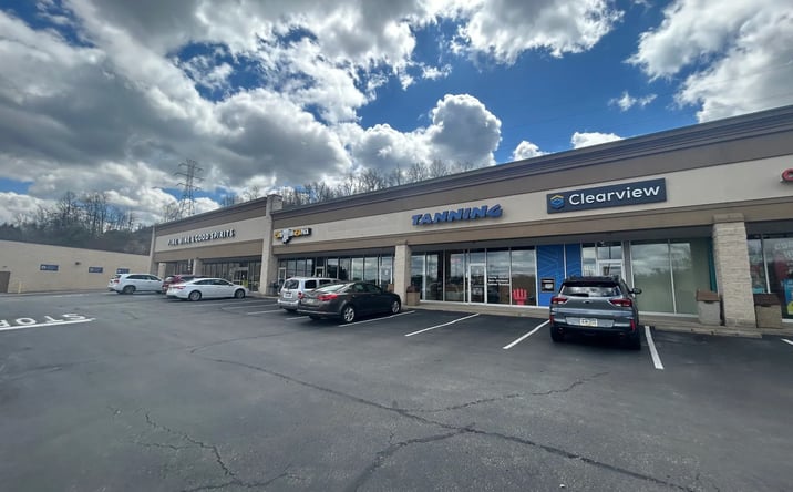 Pictures of Retail property located at 6750 Hollywood Blvd, Delmont, PA 15626 for lease - image #1