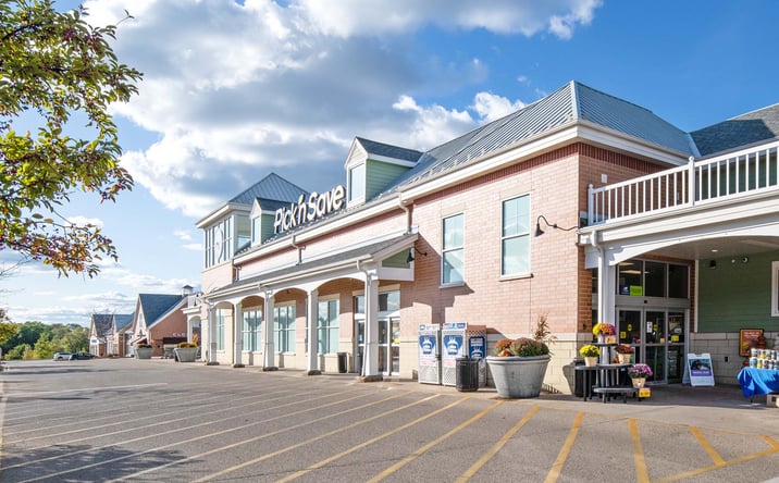 Pictures of Retail property located at 3161 Village Square Dr, Hartland, WI 53029 for lease - image #1