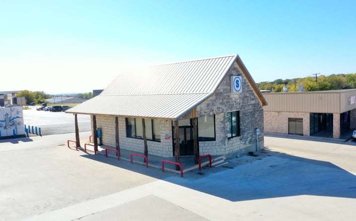 Pictures of Restaurant property located at 1210 S FM 51, Decatur, TX 76234 for lease - image #1