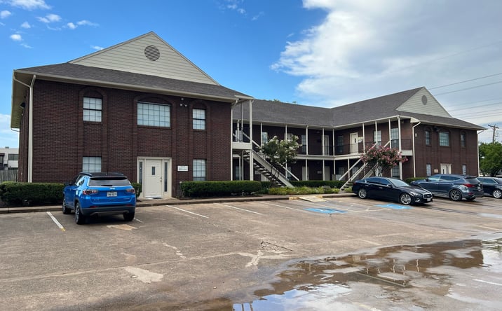 Pictures of Office property located at 650 Edmonds Ln, Lewisville, TX 75067 for lease - image #1