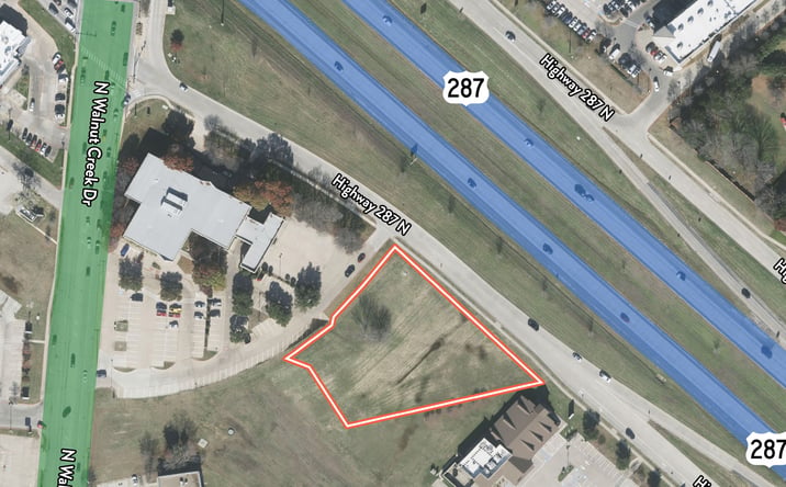 Pictures of Land property located at 990 N Walnut Creek Dr, Mansfield, TX 76063 for lease - image #1