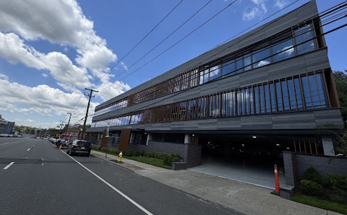 Pictures of Office property located at 277 Northern Blvd, Great Neck, NY 11021 for lease - image #1