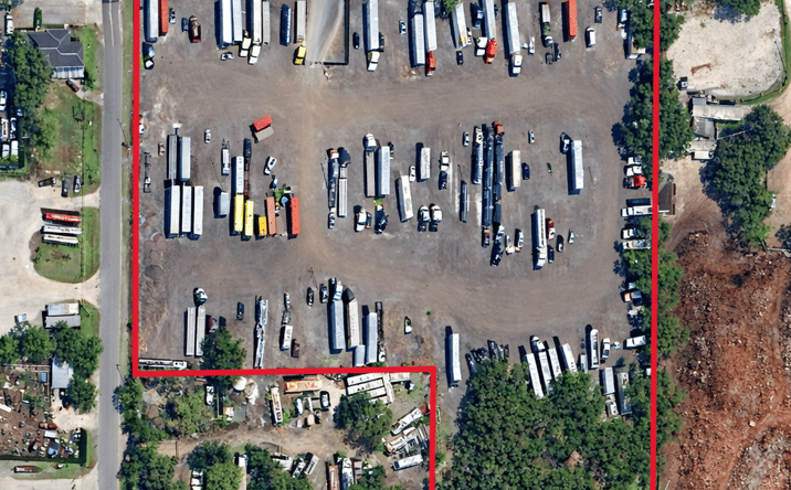 Pictures of Industrial property located at 5403 Causeway Blvd, Tampa, FL 33619 for lease - image #1