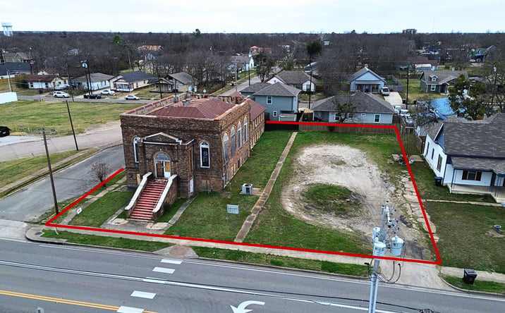 Pictures of Retail, Office property located at 3907 Lee St, Greenville, TX 75401 for lease - image #1