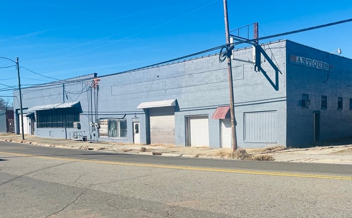 Pictures of Retail, Office, Industrial property located at 330-340 Wicker St, Sanford, NC 27330 for lease - image #1