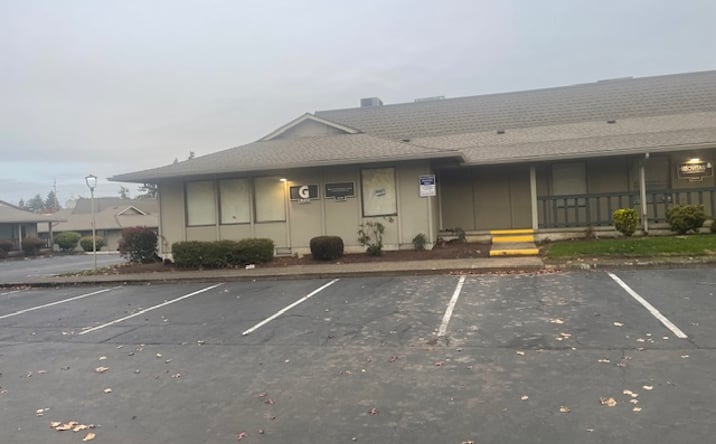 Pictures of Office property located at 12728 SE Stark St, Portland, OR 97233 for lease - image #1