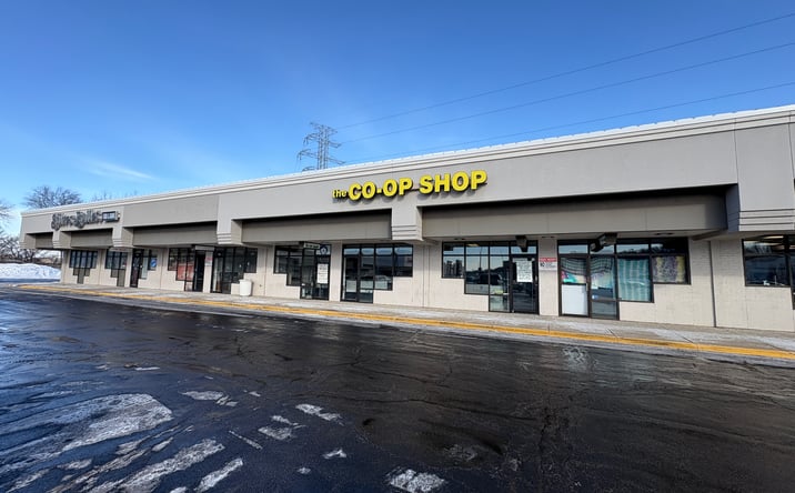 Pictures of Retail, Office property located at 155 N Main St, East Peoria, IL 61611 for lease - image #1