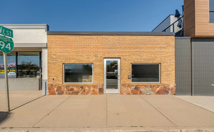 Pictures of Retail, Office property located at 216 E Main St, Mandan, ND 58554 for lease - image #1