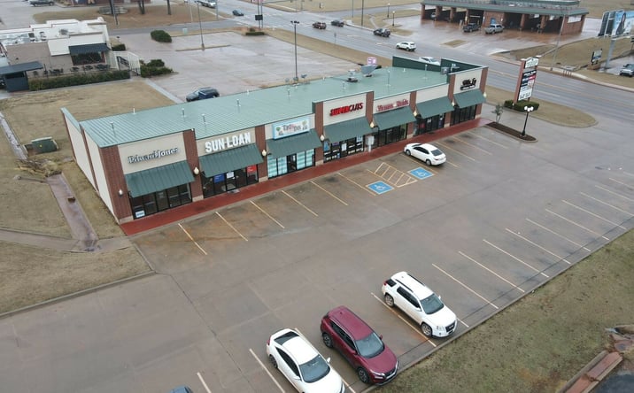 Pictures of Retail property located at 2108 South Division Street, Guthrie, OK 73044 for lease - image #1