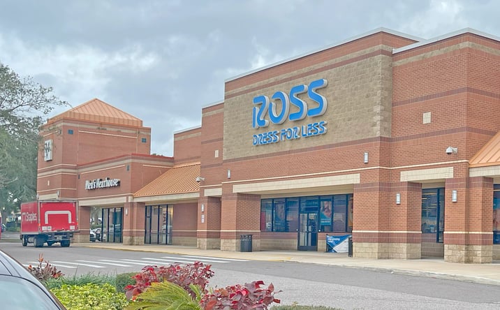 Pictures of Retail property located at 320 Brandon Town Center Dr, Brandon, FL 33511 for lease - image #1