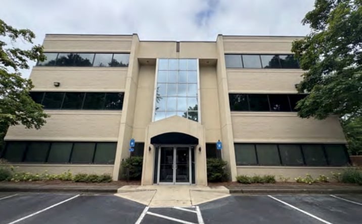 Pictures of Office property located at 5040 Roswell Rd NE, Atlanta, GA 30342 for lease - image #1