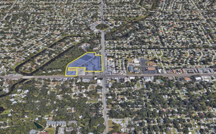 Pictures of Retail, Restaurant property located at 3700 S Tuttle Avenue, Sarasota, FL 34239 for lease - image #1