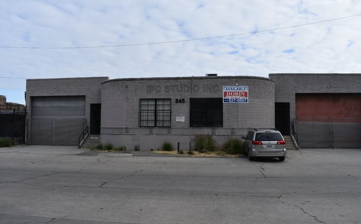 Pictures of Industrial property located at 845 E 60th St, Los Angeles, CA 90001 for lease - image #1
