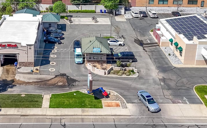 Pictures of Retail, Restaurant property located at 2180 Churn Crk Rd, Redding, CA 96002 for lease - image #1