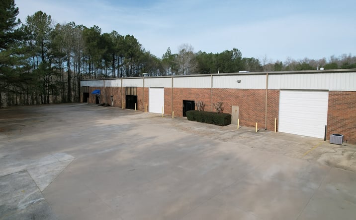 Pictures of Office, Industrial property located at 3004 Spring Industrial Dr, Powder Springs, GA 30127 for lease - image #1