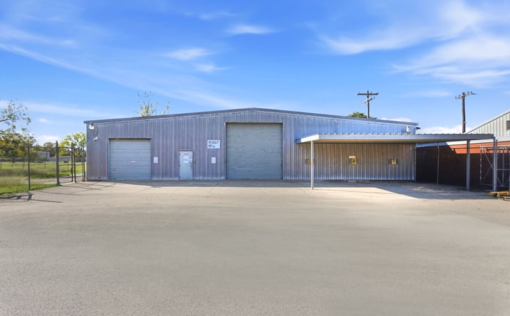 Pictures of Industrial, Special Purpose, Office property located at 13026 Rosecrest Dr, Houston, TX 77045 for lease - image #1
