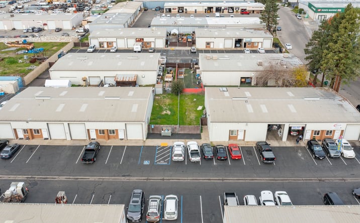 Pictures of Industrial property located at 2695 N Sunnyside Ave, Fresno, CA 93727 for lease - image #1