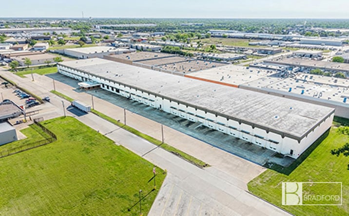 Pictures of Industrial property located at 8330 Endicott Lane, Dallas, TX 75227 for lease - image #1