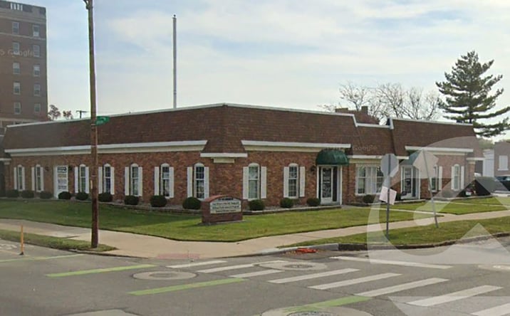 Pictures of Office property located at 1217 Jefferson Ave, Toledo, OH 43604 for lease - image #1
