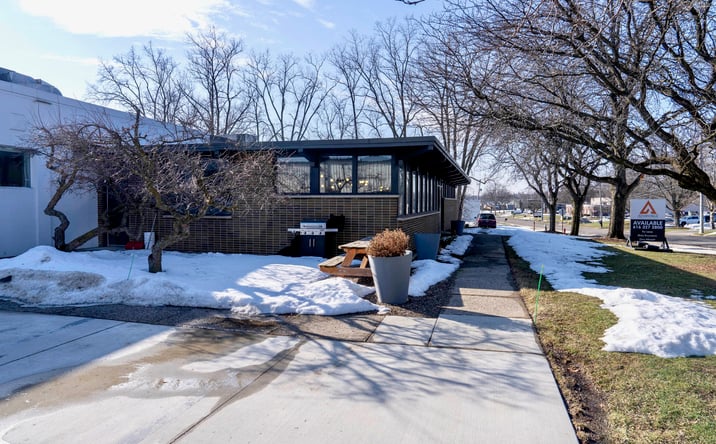 Pictures of Office property located at 2350 Oak Industrial Dr NE, Grand Rapids, MI 49505 for lease - image #1