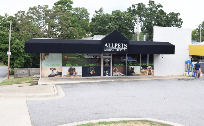 Pictures of Retail property located at 2102 N McKinley St, Little Rock, AR 72207 for lease - image #1