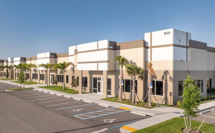 Pictures of Industrial property located at 9121 Centerlinks Commerce Dr, Fort Myers, FL 33912 for lease - image #1