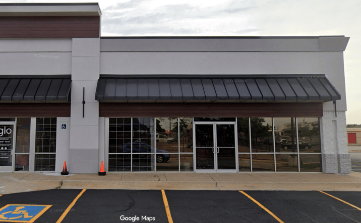 Pictures of Retail property located at 128 E 33rd St, Edmond, OK 73013 for lease - image #1