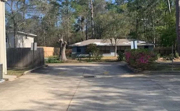 Pictures of Retail property located at 109 Crestwood Blvd, Covington, LA 70433 for lease - image #1