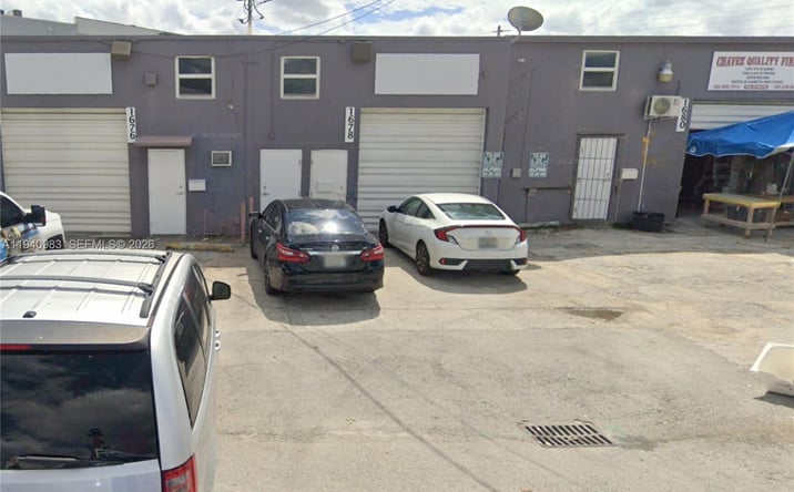 Pictures of Industrial property located at 1678 W 31st Pl, Hialeah, FL 33012 for lease - image #1