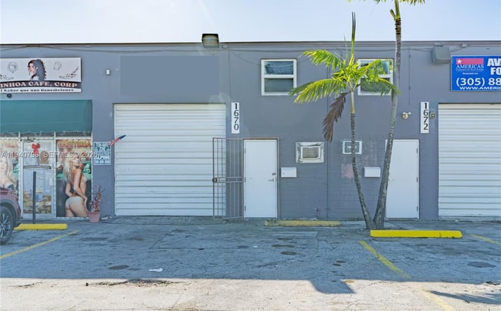 Pictures of Industrial property located at 1670 W 31st Pl, Hialeah, FL 33012 for lease - image #1