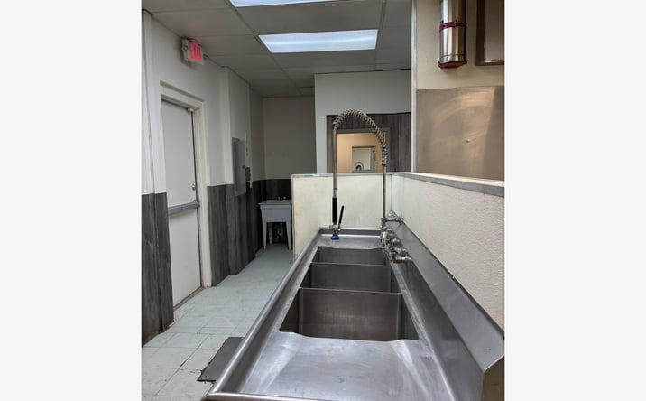 Pictures of Retail, Office, Restaurant property located at 14010 Horizon Blvd, Horizon City, TX 79928 for lease - image #1