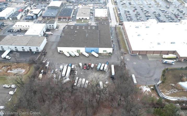 Pictures of Industrial property located at 2020 Bellaire Avenue, Royal Oak, MI 48067 for lease - image #1
