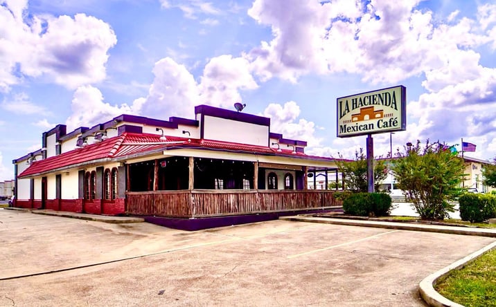 Pictures of Restaurant property located at 7702 N Navarro St, Victoria, TX 77904 for lease - image #1