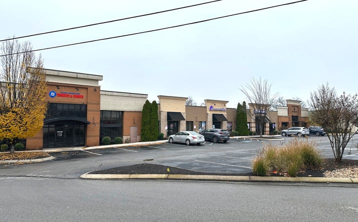 Pictures of Retail, Office property located at 1103 NW Broad St, Murfreesboro, TN 37129 for lease - image #1