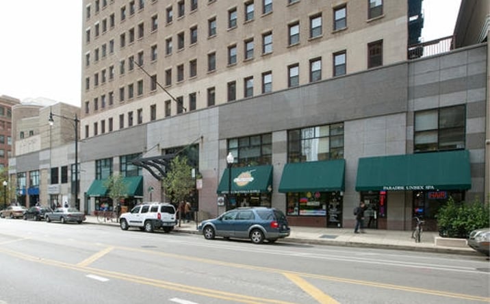 Pictures of Office property located at 828 S Wabash Ave, Chicago, IL 60605 for lease - image #1