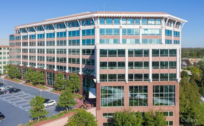 Pictures of Office property located at 3333 Warrenville Rd, Naperville, IL 60563 for lease - image #1