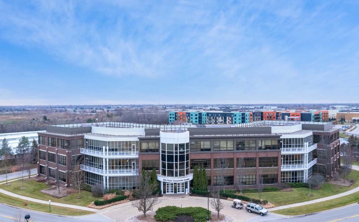 Pictures of Office property located at 250 Parkway Dr, Lincolnshire, IL 60069 for lease - image #1