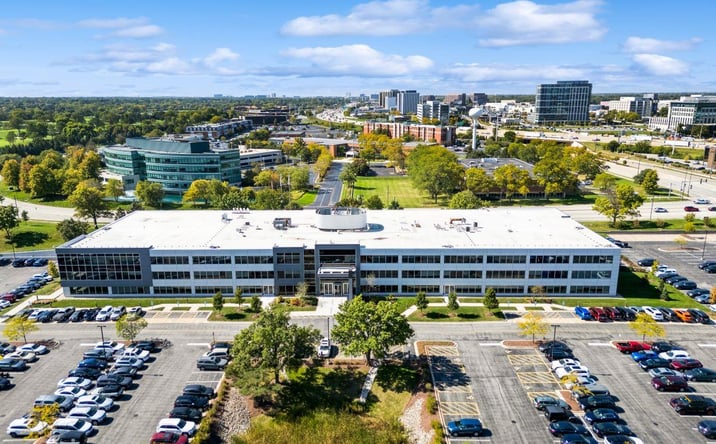 Pictures of Office property located at 711 Jorie Blvd, Oak Brook, IL 60523 for lease - image #1
