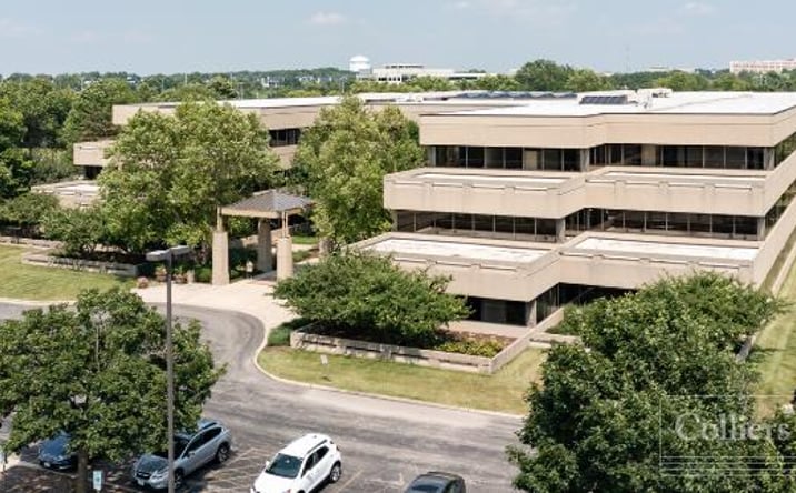Pictures of Office property located at 40 Shuman Blvd, Naperville, IL 60563 for lease - image #1