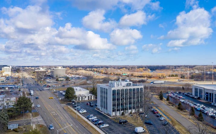 Pictures of Office property located at 899 Skokie Blvd, Northbrook, IL 60062 for lease - image #1