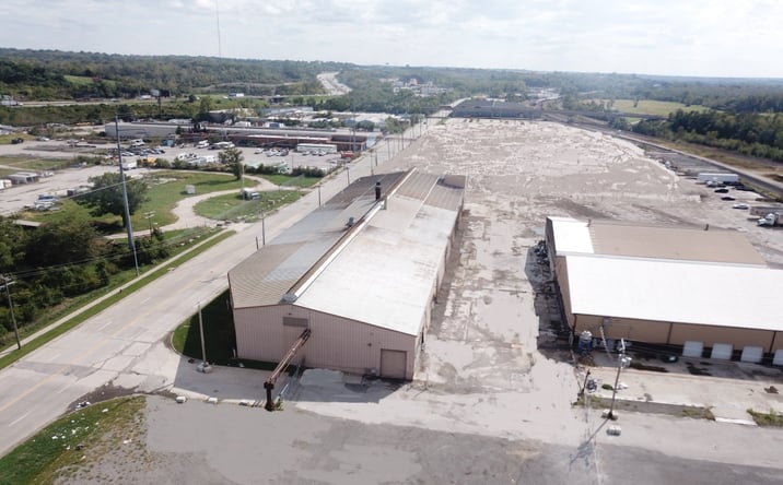 Pictures of Industrial property located at 2100 Manchester Trafficway, Kansas City, MO 64126 for lease - image #1