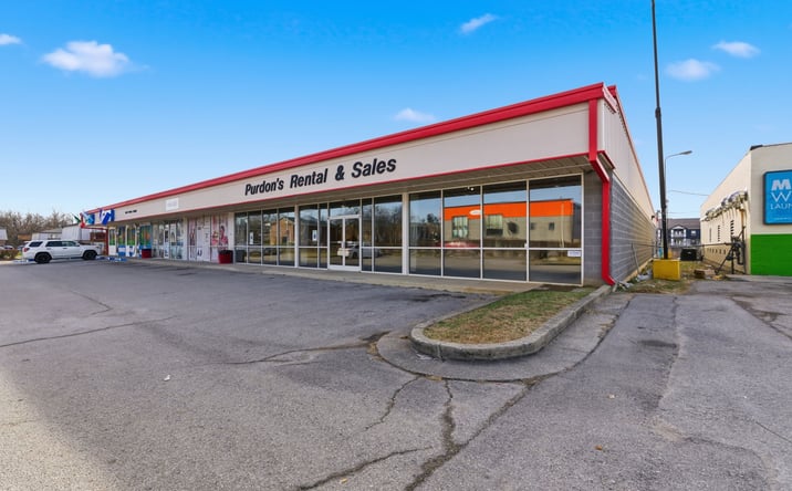 Pictures of Retail, Special Purpose property located at 2390 Woodhill Dr, Lexington, KY 40509 for lease - image #1