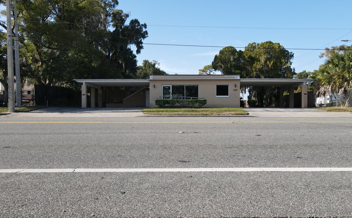 Pictures of Office, Retail property located at 4460 Edgewater Dr, Orlando, FL 32804 for lease - image #1