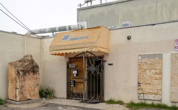 Pictures of Retail, Industrial property located at 7402 Varna Ave, Los Angeles, CA 91605 for lease - image #1
