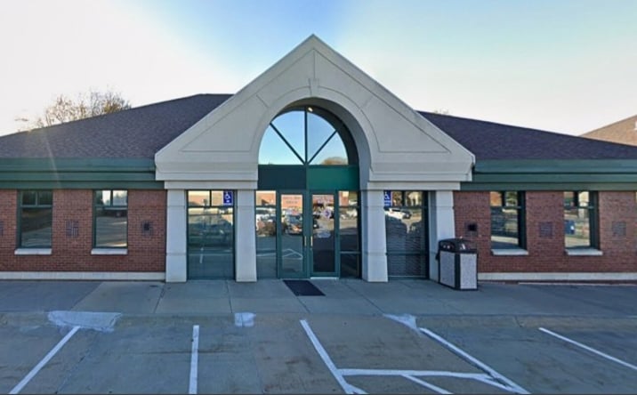 Pictures of Office property located at 2641 S 70th St, Lincoln, NE 68506 for lease - image #1