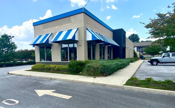 Pictures of Restaurant property located at 613 Cahaba Valley Rd, Pelham, AL 35124 for lease - image #1