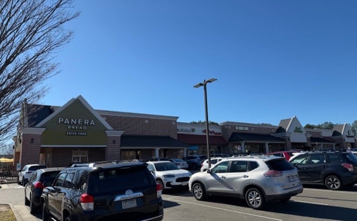 Pictures of Retail property located at 10319 W Broad St, Glen Allen, VA 23060 for lease - image #1