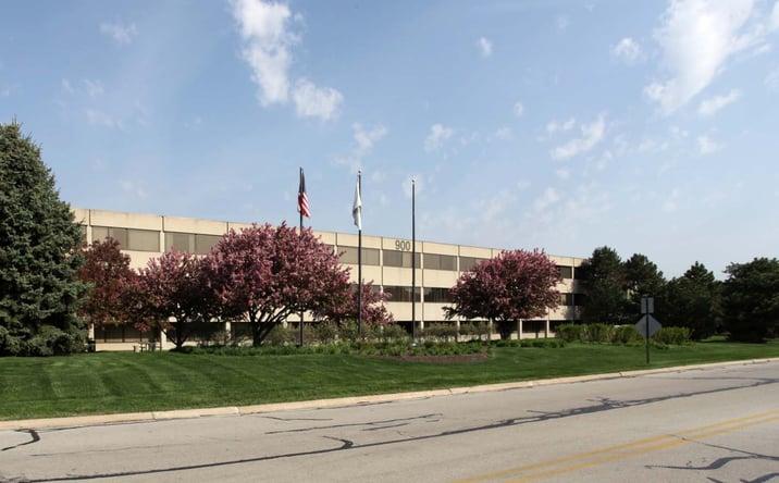Pictures of Office, Land property located at 900 Commerce Drive, Oak Brook, IL 60523 for lease - image #1