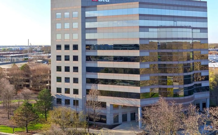 Pictures of Office property located at 25 NW Point Blvd, Elk Grove Village, IL 60007 for lease - image #1